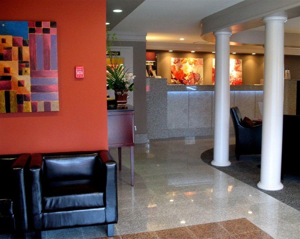 Helm'S Inn فكتوريا المظهر الخارجي الصورة